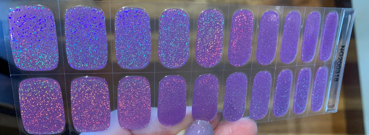 Dazzling Lilac Holographic Semi-Cured Gel Nail Wrap