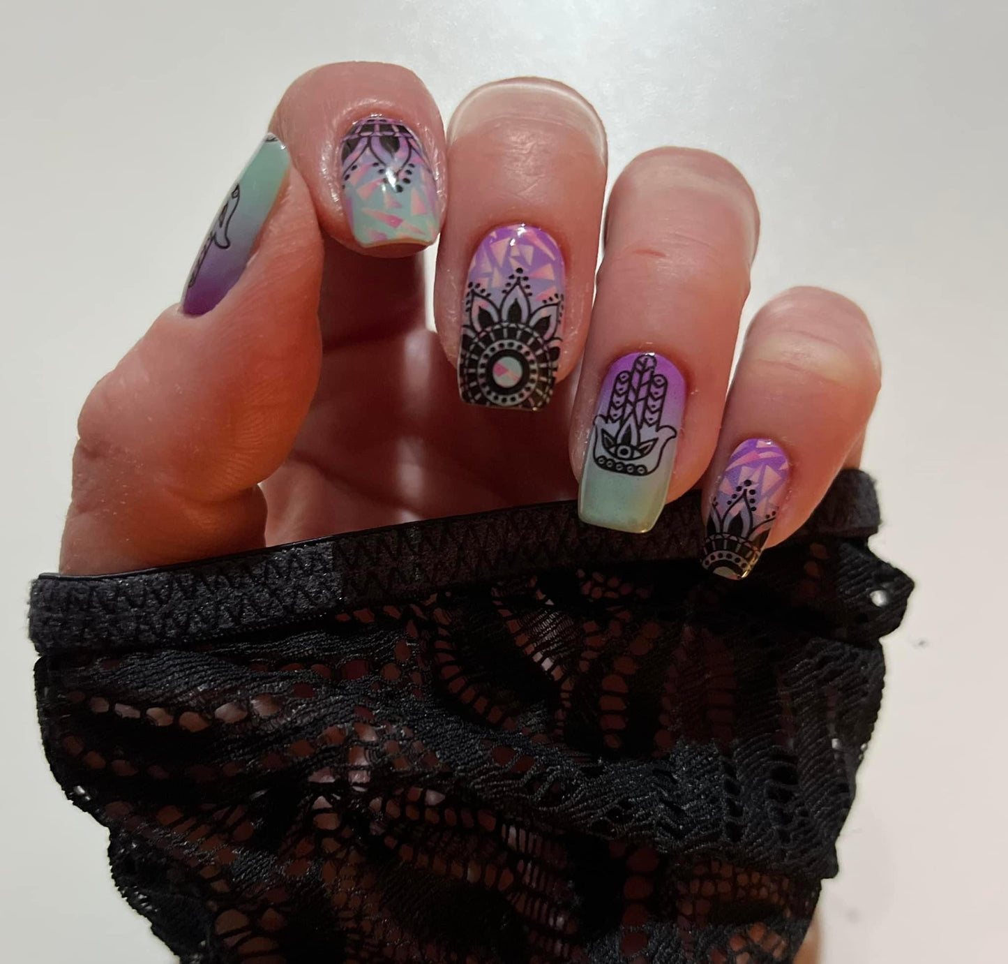 Talk To The Hamsa