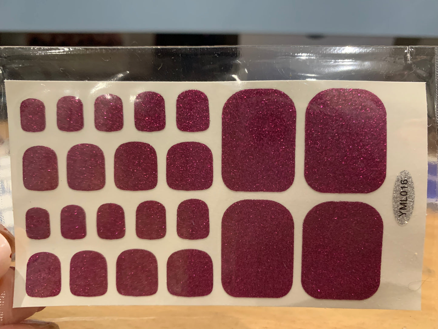 Wine Berry Pedicure (YML016)