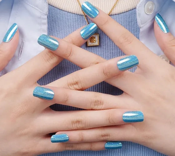 Dazzling Teal Holographic Semi-Cured Gel Nail Wrap