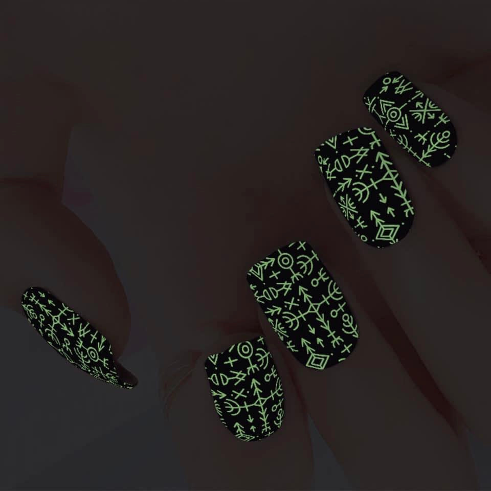 Straight And Arrow (Glow In The Dark)