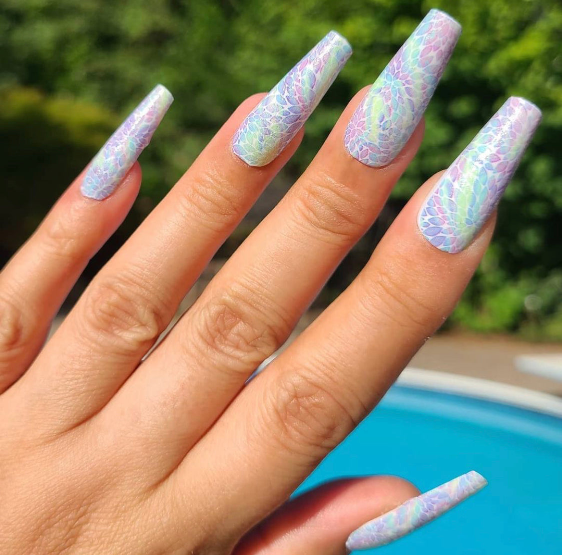 Glowing Florals (Glow In The Dark)