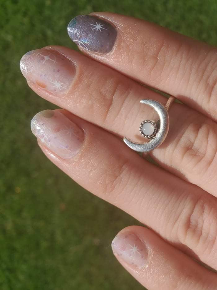 Stellar (Transparent & Subtle Shimmer)