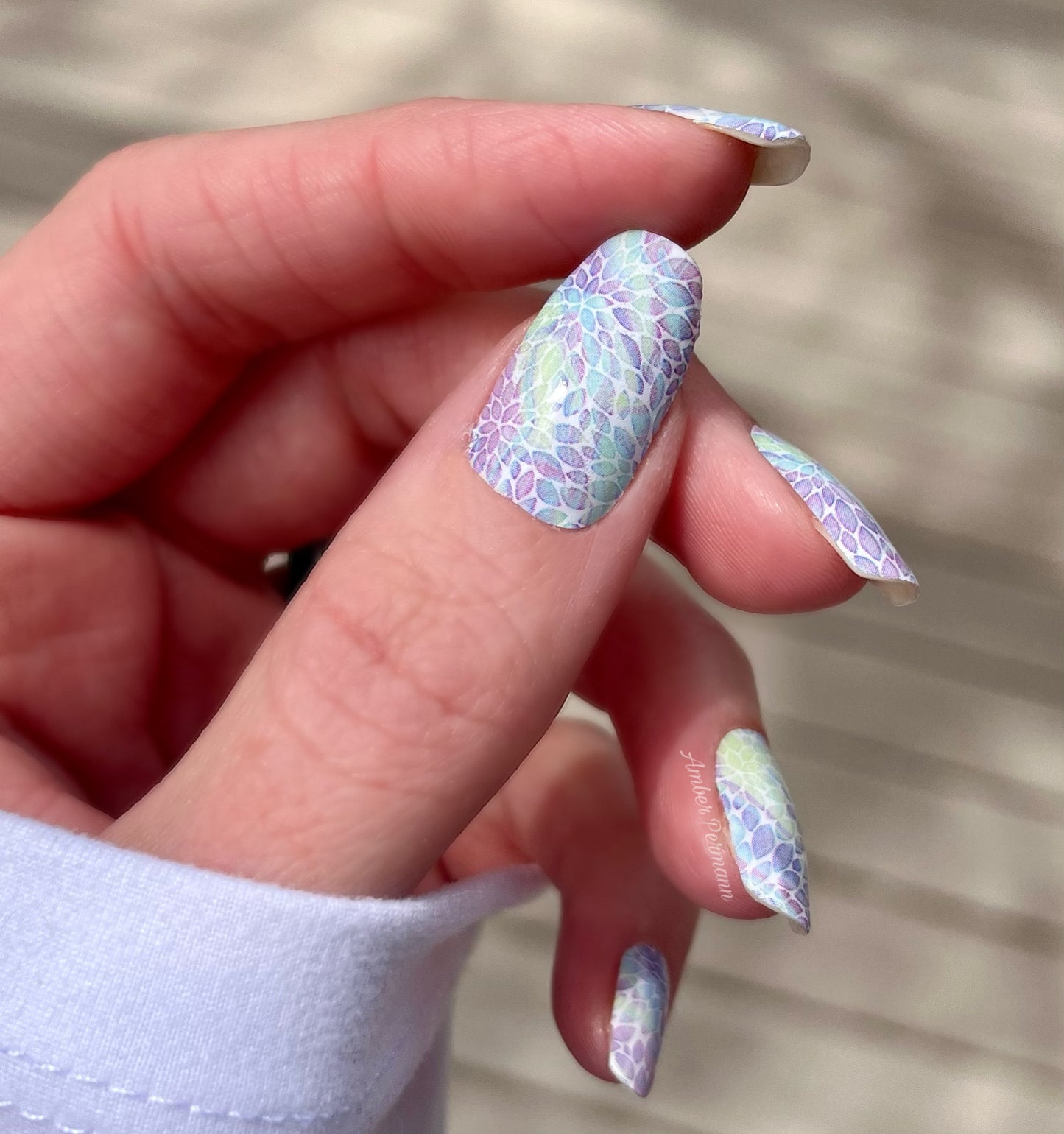 Glowing Florals (Glow In The Dark)