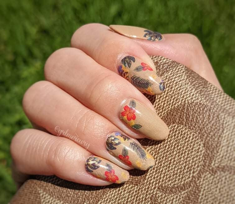 Aloha Blooms