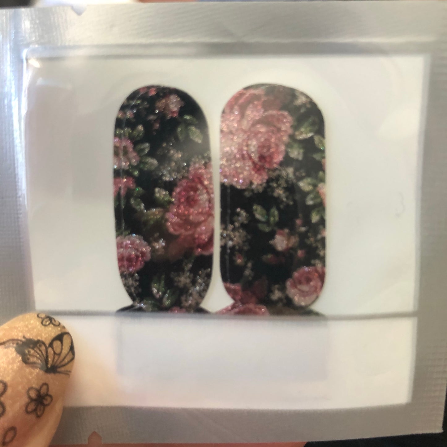 Roses Foursies Accent