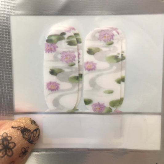Lotus Foursies Accent