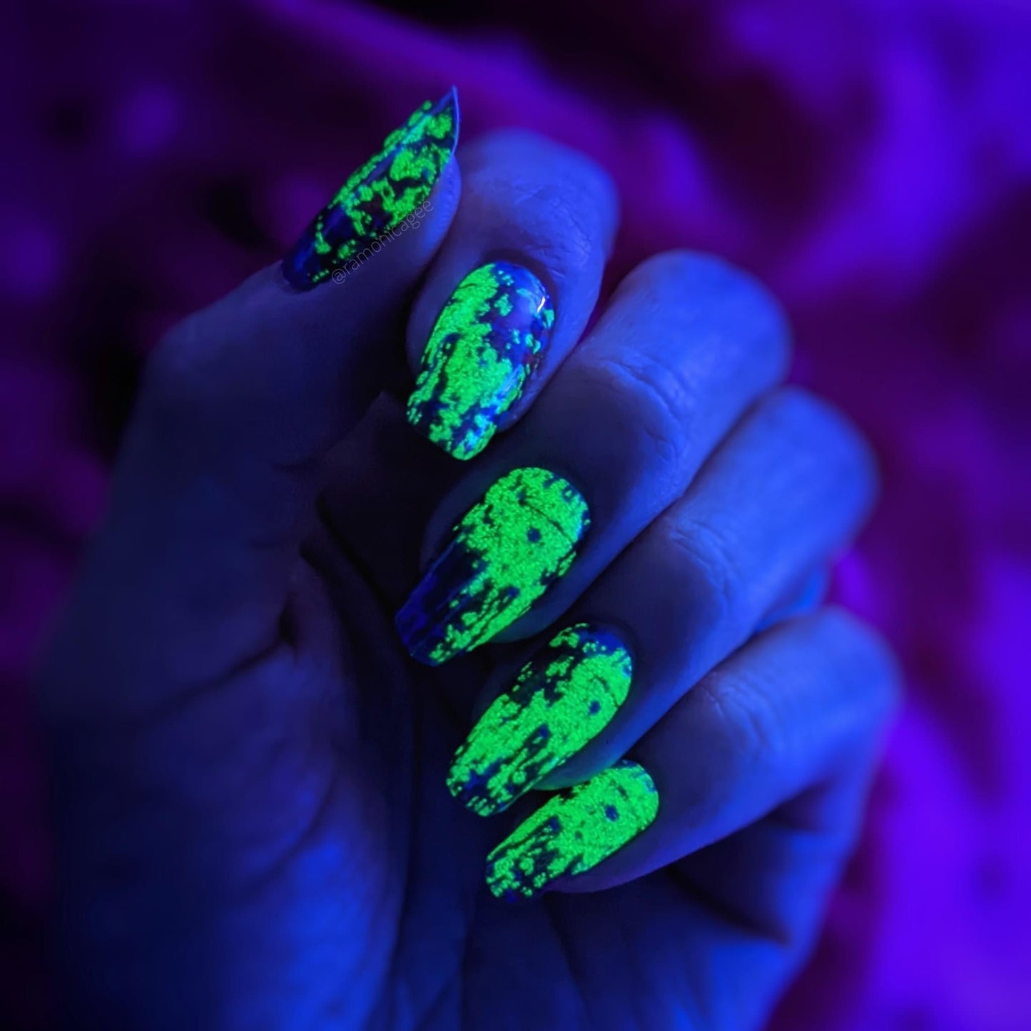 Glowing Splatter (Glow In The Dark) - Limited Edition - Designs By Ramonica