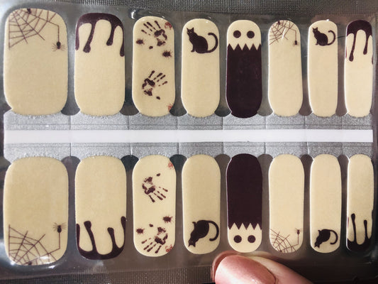 Nightmarish (Glow in the dark)