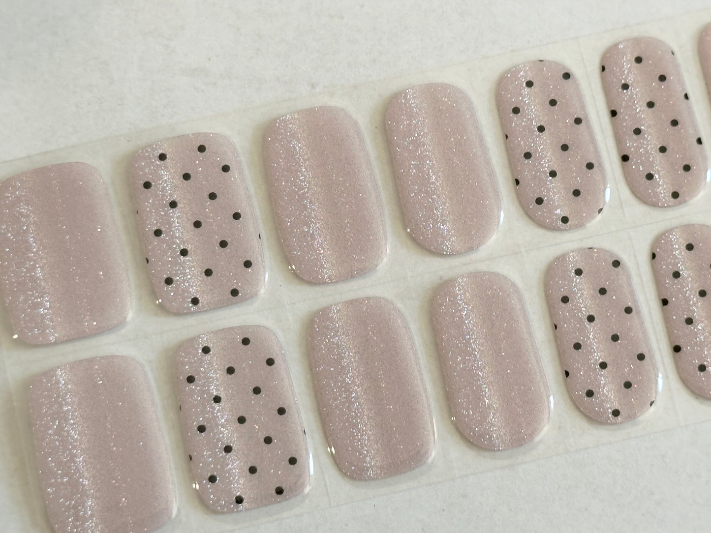 Dot Com Cat Eye Semi-Cured Gel Nail Wrap