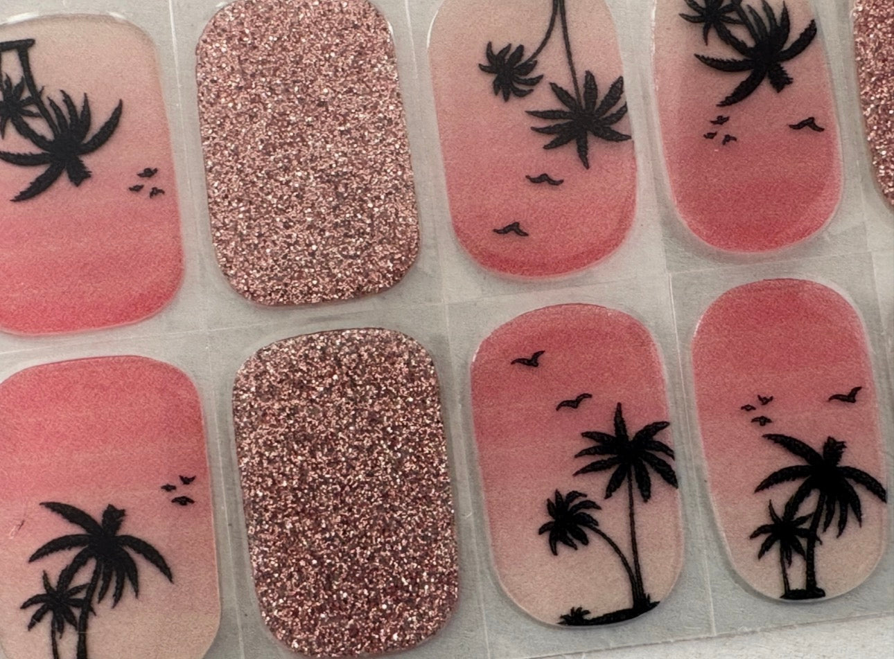 Coastal Glow Semi-Cured Gel Nail Wrap