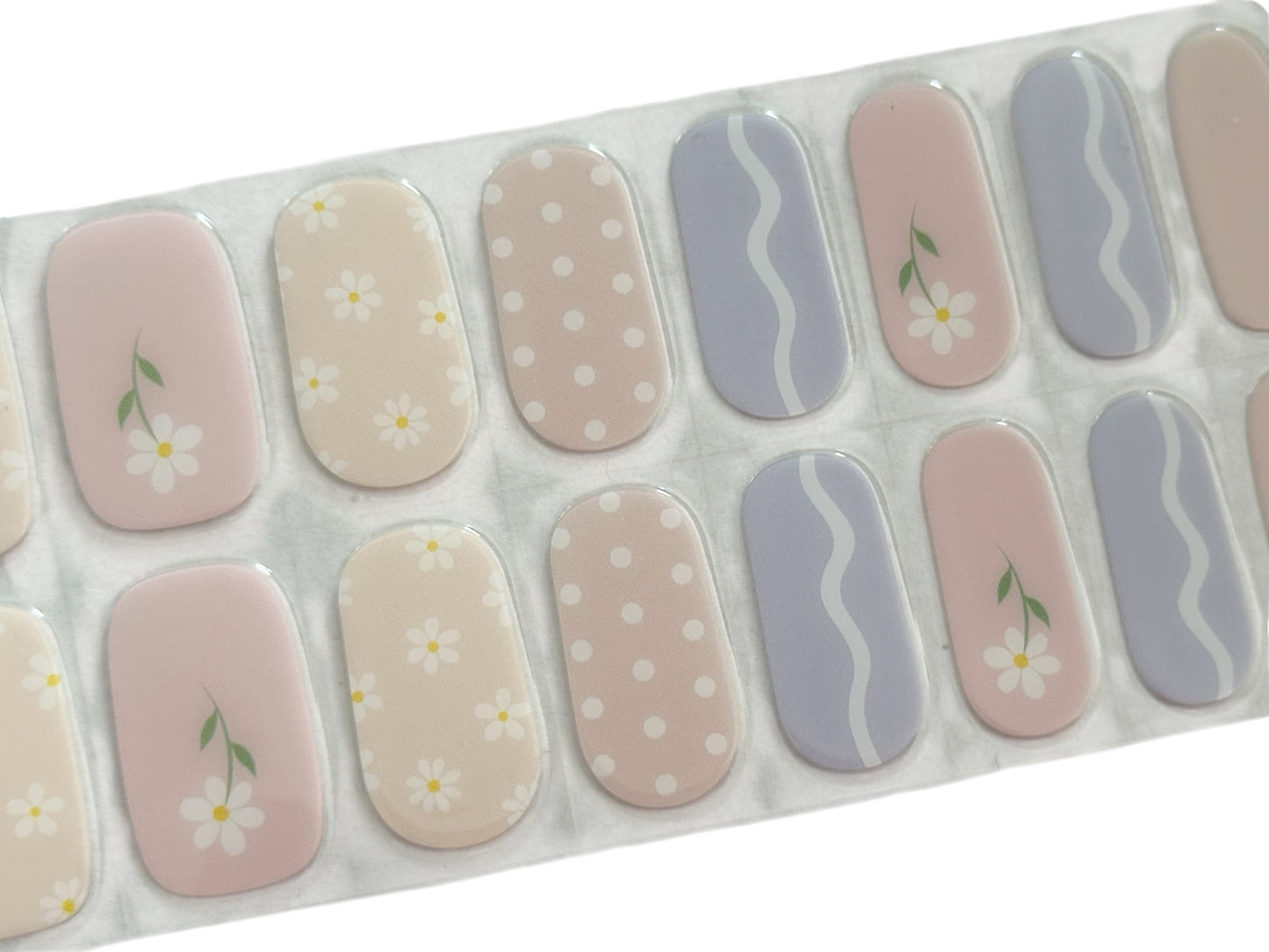 Daisy Days Semi-Cured Gel Nail Wrap