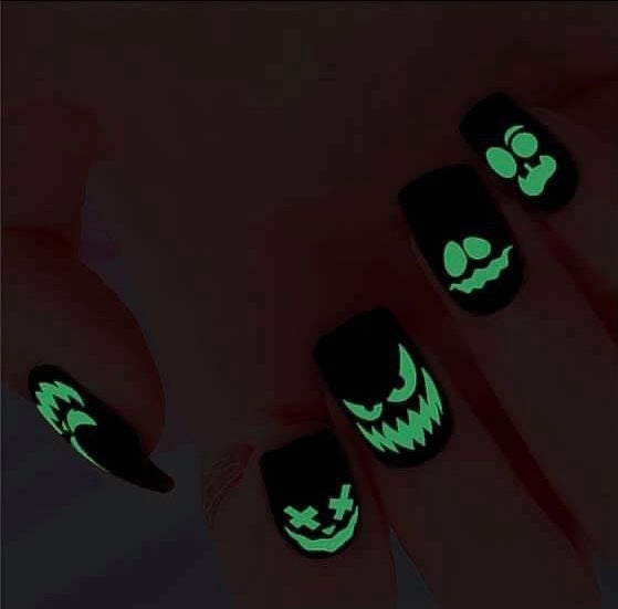 Spooked (Glow In The Dark)
