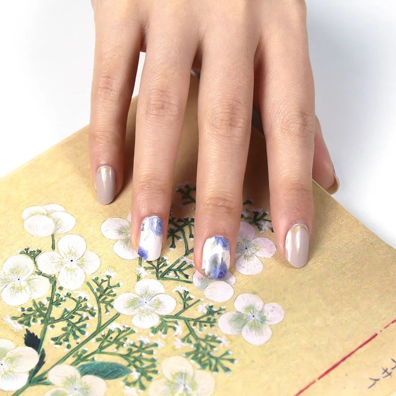 Sophisticated Floral Semi-Cured Gel Nail Wrap